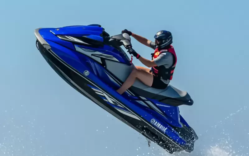 BlueJetSkiSlideshowimage002