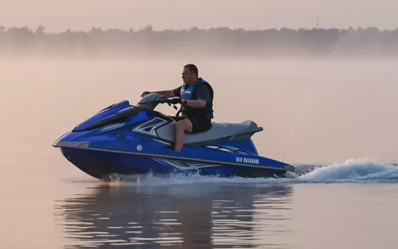 BlueJetSkiSlideshowimage003